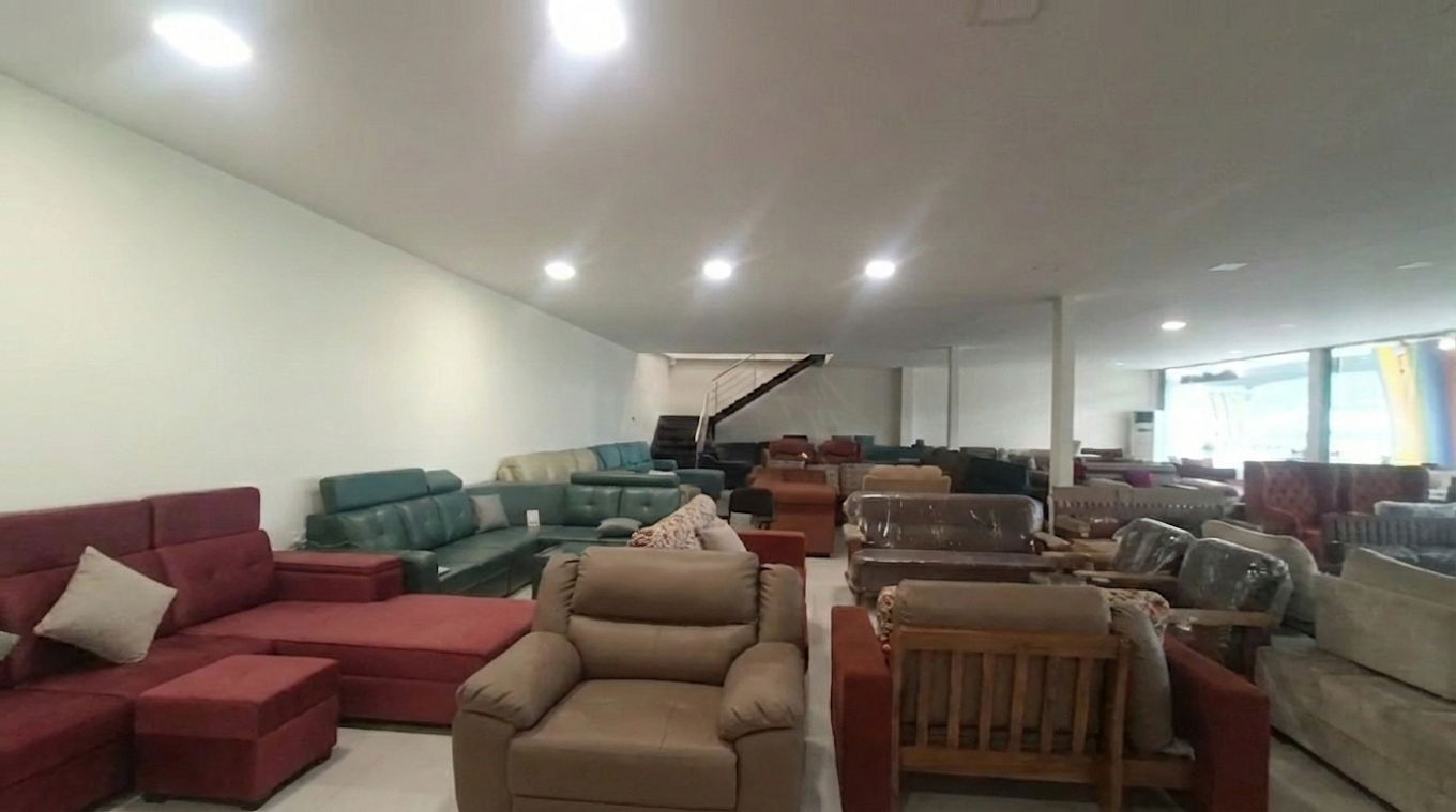 Spacecrafts Furniture showroom interior view 6